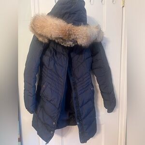 Like NEW Pajar Canada parka. Navy